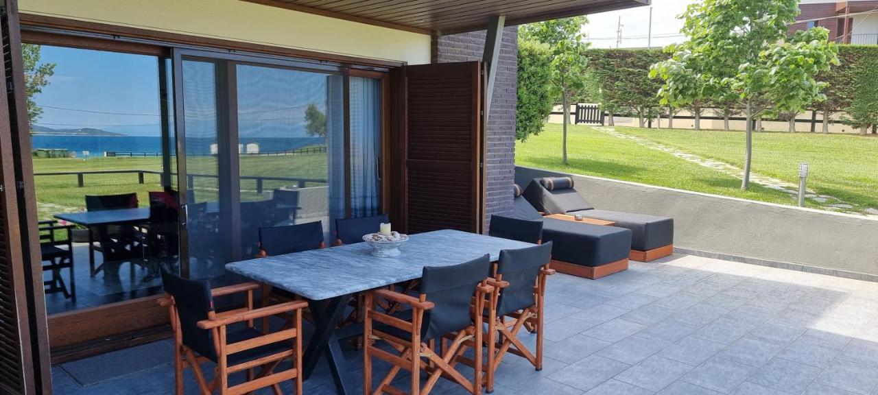 Heaven Luxury Villa Nea Roda Exterior foto