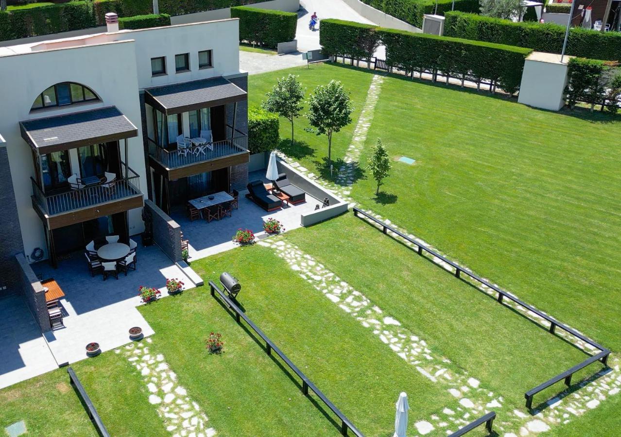 Heaven Luxury Villa Nea Roda Exterior foto