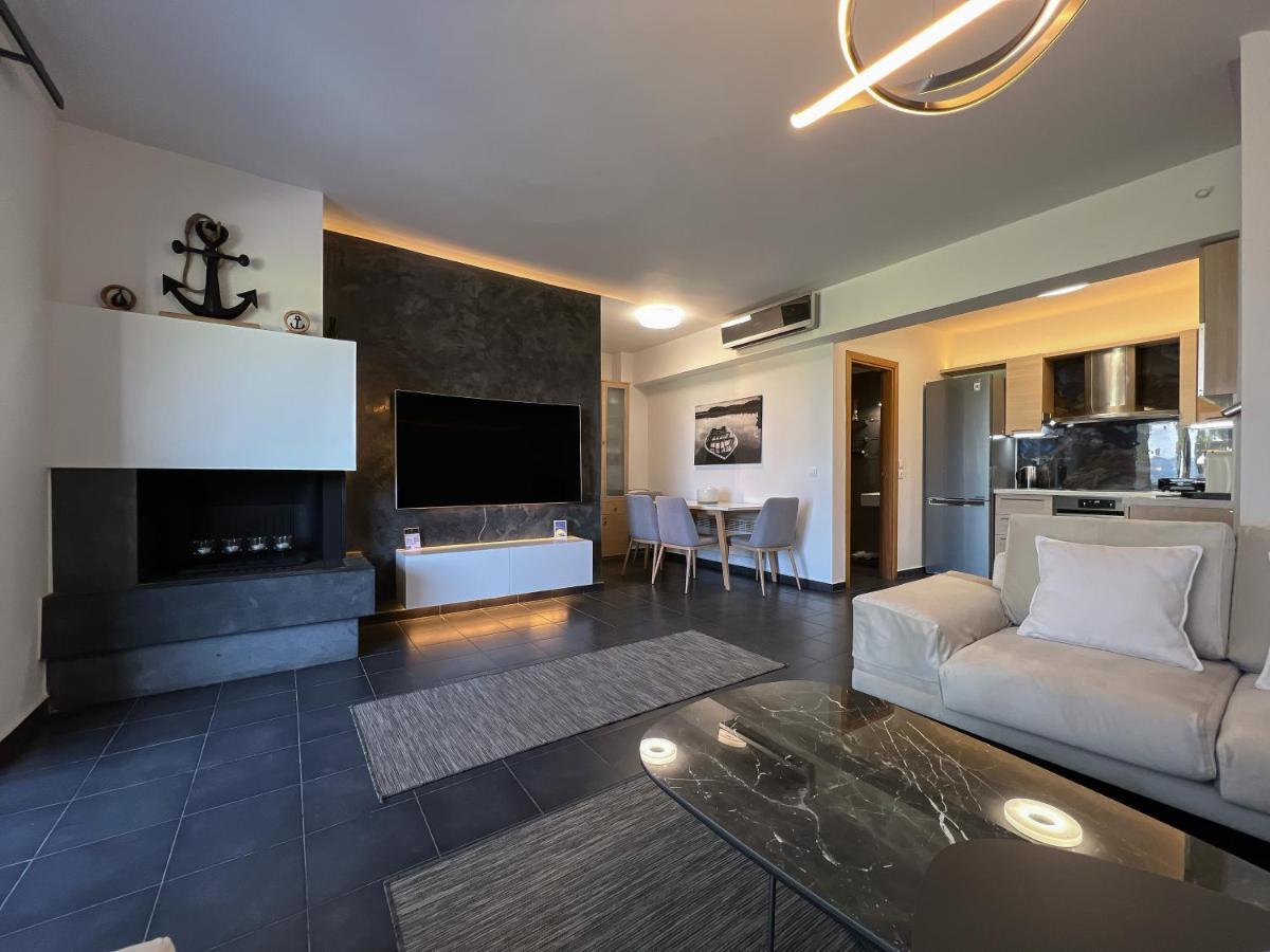 Heaven Luxury Villa Nea Roda Exterior foto