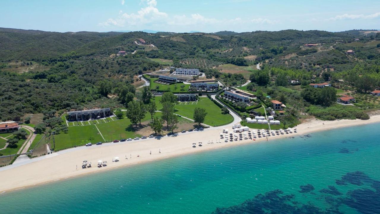 Heaven Luxury Villa Nea Roda Exterior foto